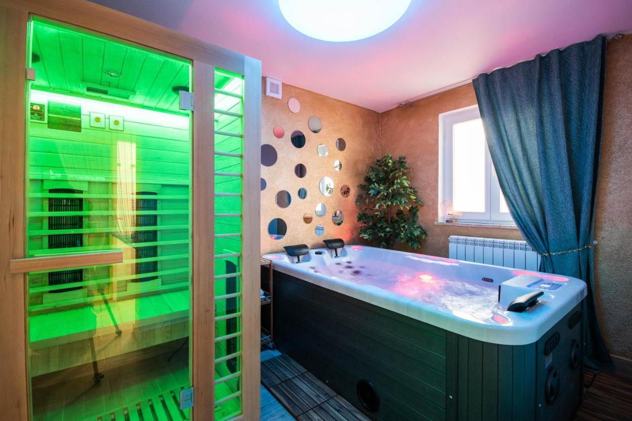 Wellness Studio D'Or - Exclusive New Apartment With Whirlpool, Sauna, Sunny Terrace, Private Parking Пореч Экстерьер фото
