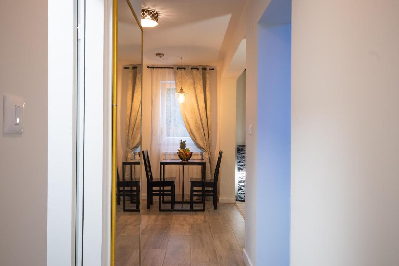 Wellness Studio D'Or - Exclusive New Apartment With Whirlpool, Sauna, Sunny Terrace, Private Parking Пореч Экстерьер фото