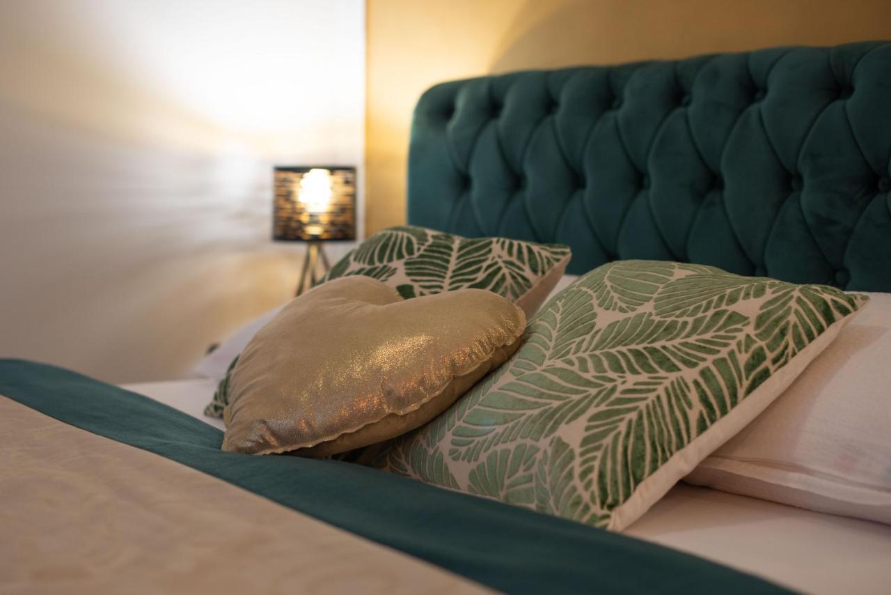 Wellness Studio D'Or - Exclusive New Apartment With Whirlpool, Sauna, Sunny Terrace, Private Parking Пореч Экстерьер фото